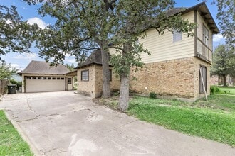 2508 Memorial Dr in Bryan, TX - Building Photo - Building Photo