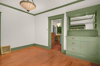 2712 Iron St in Bellingham, WA - Building Photo - Building Photo