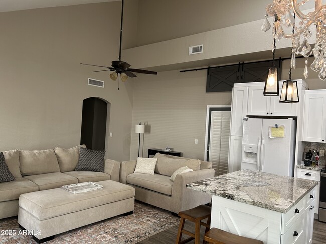 property at 826 E Rockwell Dr