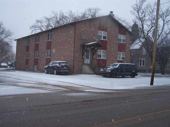 612 E McLeod Ave