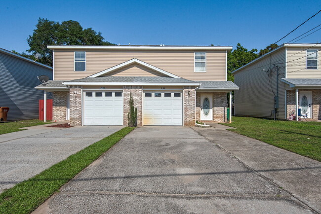 property at 2125 Tom St