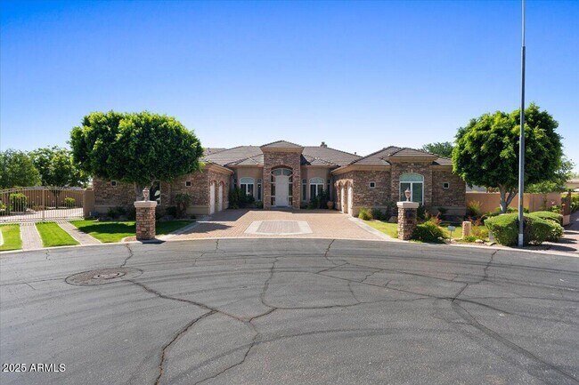 4251 W Earhart Way in Chandler, AZ - Building Photo - Building Photo