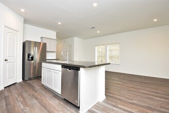 24311 Saddlestone Green Dr in Spring, TX - Building Photo - Building Photo