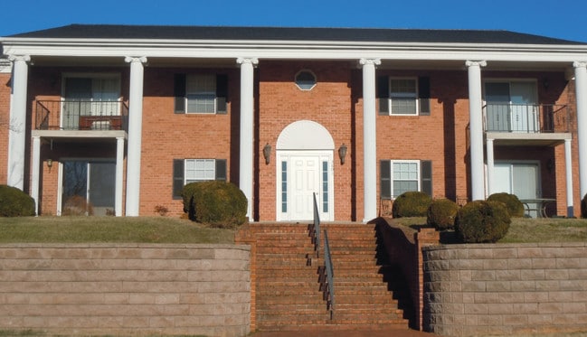 Brandon Point Apartments