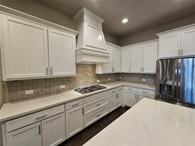 2065 Snapdragon Rd in Frisco, TX - Building Photo