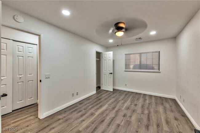 property at 4150 Sanderling Cir