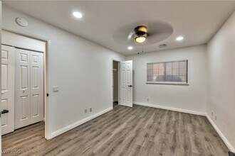 4150 Sanderling Cir in Las Vegas, NV - Foto de edificio - Building Photo