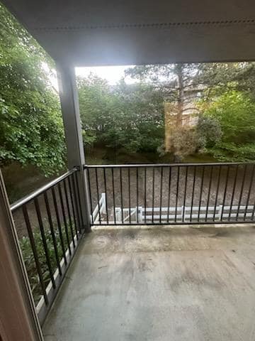 15415 35th Ave W, Unit e201 in Lynnwood, WA - Foto de edificio - Building Photo