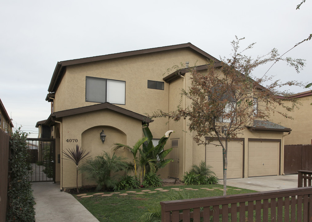 42nd Street Apartments in San Diego, CA - Building Photo