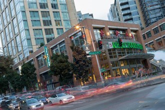 Nine and Pine in Seattle, WA - Foto de edificio - Building Photo
