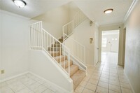 2114 Greenbriar Colony Dr in Houston, TX - Building Photo - Building Photo