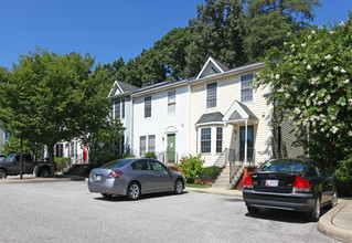 Homes at the Glen in Annapolis, MD - Building Photo - Building Photo