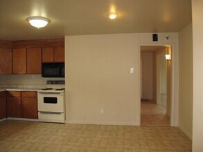 911 N 86th St in Seattle, WA - Building Photo - Building Photo