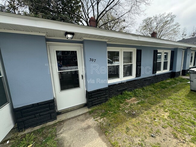 property at 307 E Battle Ave