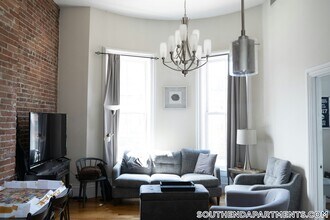 656 Massachusetts Ave in Boston, MA - Building Photo - Building Photo