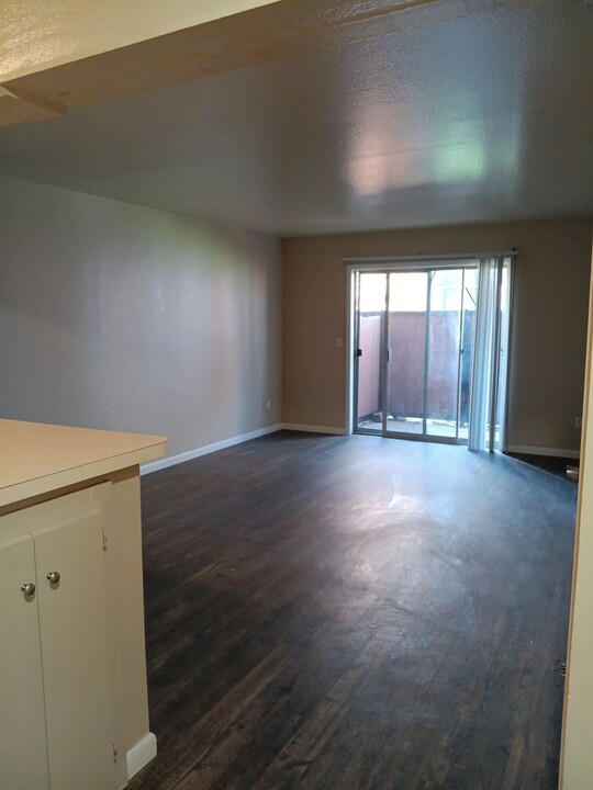 5972 E 33rd Ct in Tulsa, OK - Foto de edificio