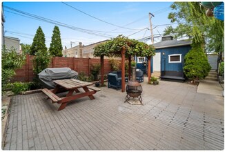 1857 S California Ave-Unit -3 in Chicago, IL - Building Photo - Building Photo