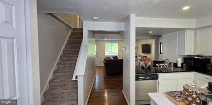 3591 Laurel View Ct in Laurel, MD - Building Photo - Building Photo