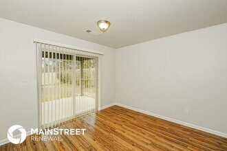 618 Johnnys Cv, Unit 0517 in Leeds, AL - Building Photo - Building Photo