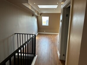90 Beaconsfield Ave in Toronto, ON - Building Photo - Building Photo