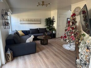 2745 Borkshire Ln in Aurora, IL - Building Photo - Building Photo