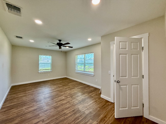 3906 US-69 in Lufkin, TX - Building Photo - Building Photo