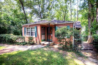 117 Shadowmoor Dr in Decatur, GA - Building Photo - Building Photo