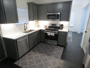 700 Martinique Ave in Dallas, TX - Building Photo - Building Photo