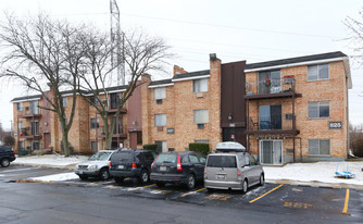 825-829 W College Blvd Apartments