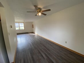 408 Overlook Dr in Martinsburg, WV - Building Photo - Building Photo