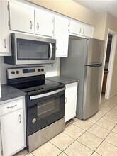 534 Highland Woods Dr W in Mobile, AL - Foto de edificio - Building Photo