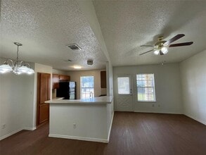 1215 Ridgemont St in Round Rock, TX - Building Photo - Building Photo