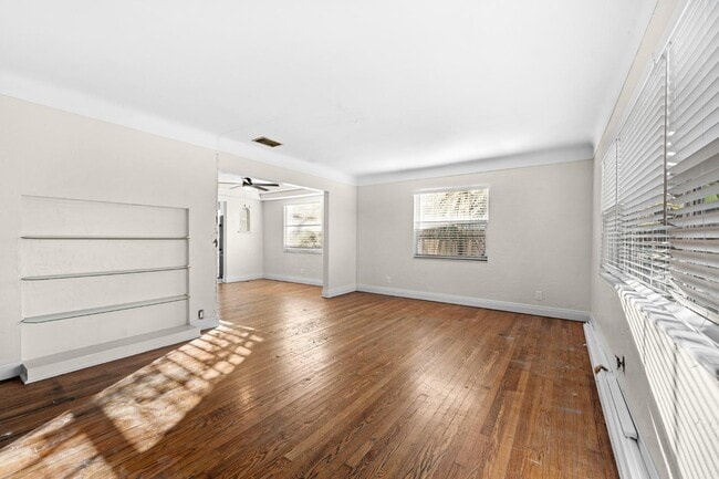 4514 9th Ave N in St. Petersburg, FL - Building Photo - Building Photo