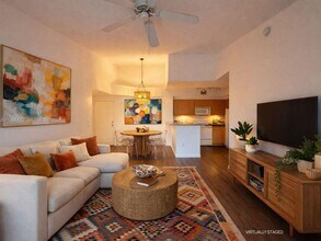 2360 E Preserve Way in Miramar, FL - Foto de edificio - Building Photo