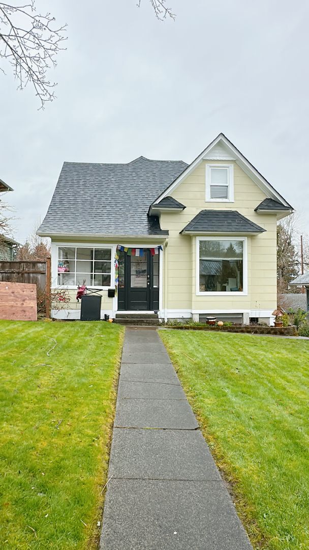 property at 1009 Mason St