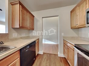 415 Equinox Cir in Ladson, SC - Building Photo - Building Photo