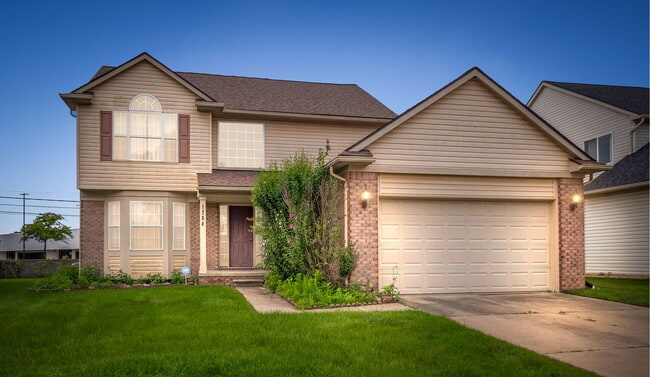 1254 Hartland St in Troy, MI - Building Photo - Building Photo