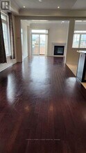 160 Sky Harbour Dr in Brampton, ON - Building Photo - Building Photo