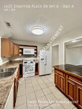 1425 Stratton Pl Dr-Unit -Unit A in Chattanooga, TN - Building Photo - Building Photo