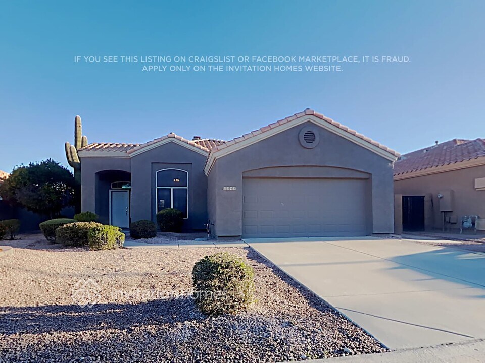 7348 E Lomita Ave in Mesa, AZ - Building Photo