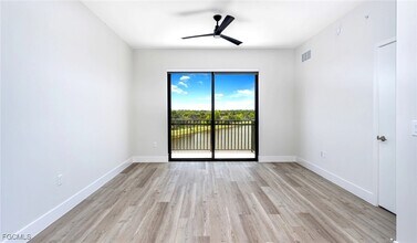 22980 Vista Edera Cir in Estero, FL - Building Photo - Building Photo