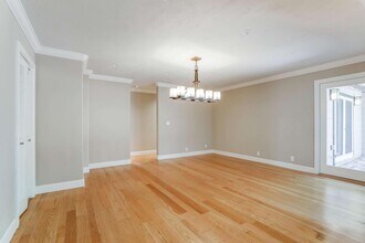 327 Bay Rd in Menlo Park, CA - Building Photo - Building Photo
