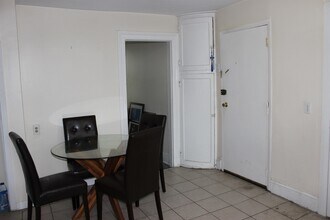 329 Monroe St in Hoboken, NJ - Building Photo - Building Photo