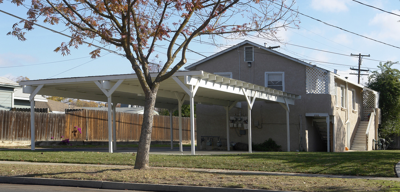 2324 Q St in Merced, CA - Building Photo