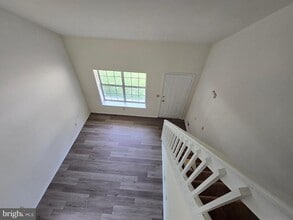 1417 S Farmview Dr in Dover, DE - Building Photo - Building Photo