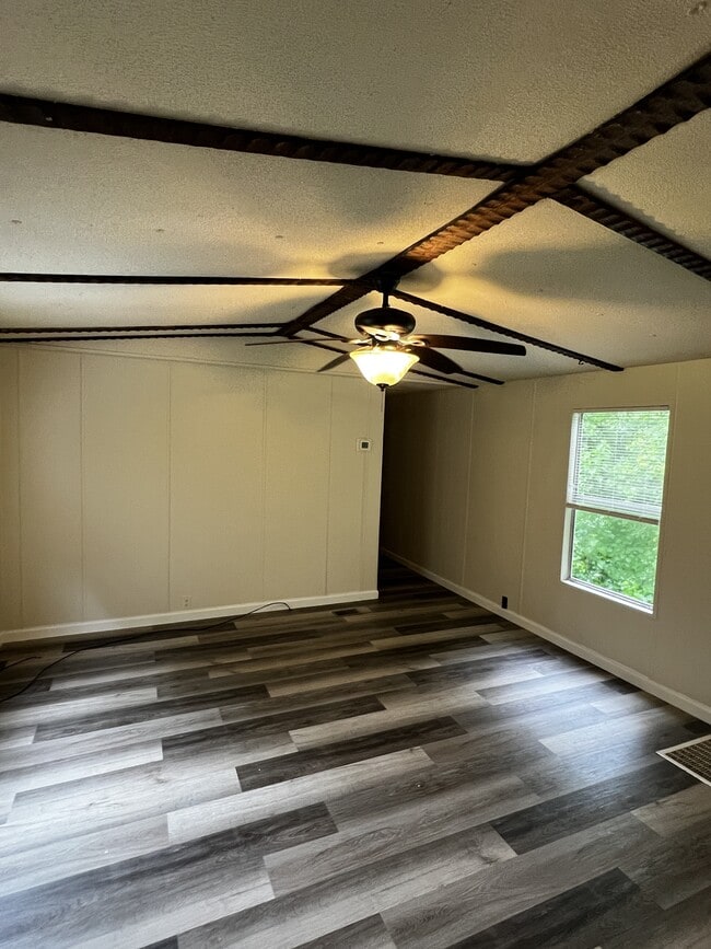 property at 1031 Aaron Ln