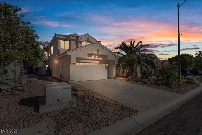 8758 Arawana Pl in Henderson, NV - Foto de edificio - Building Photo