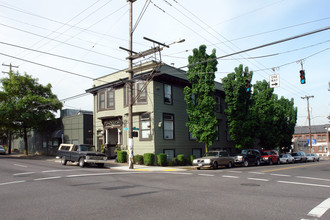 Hollingworth House in Portland, OR - Building Photo - Building Photo