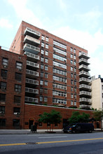 420 W 23rd St in New York, NY - Building Photo - Building Photo