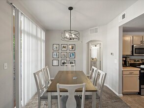 5726 N Genoa Way in Aurora, CO - Building Photo - Building Photo